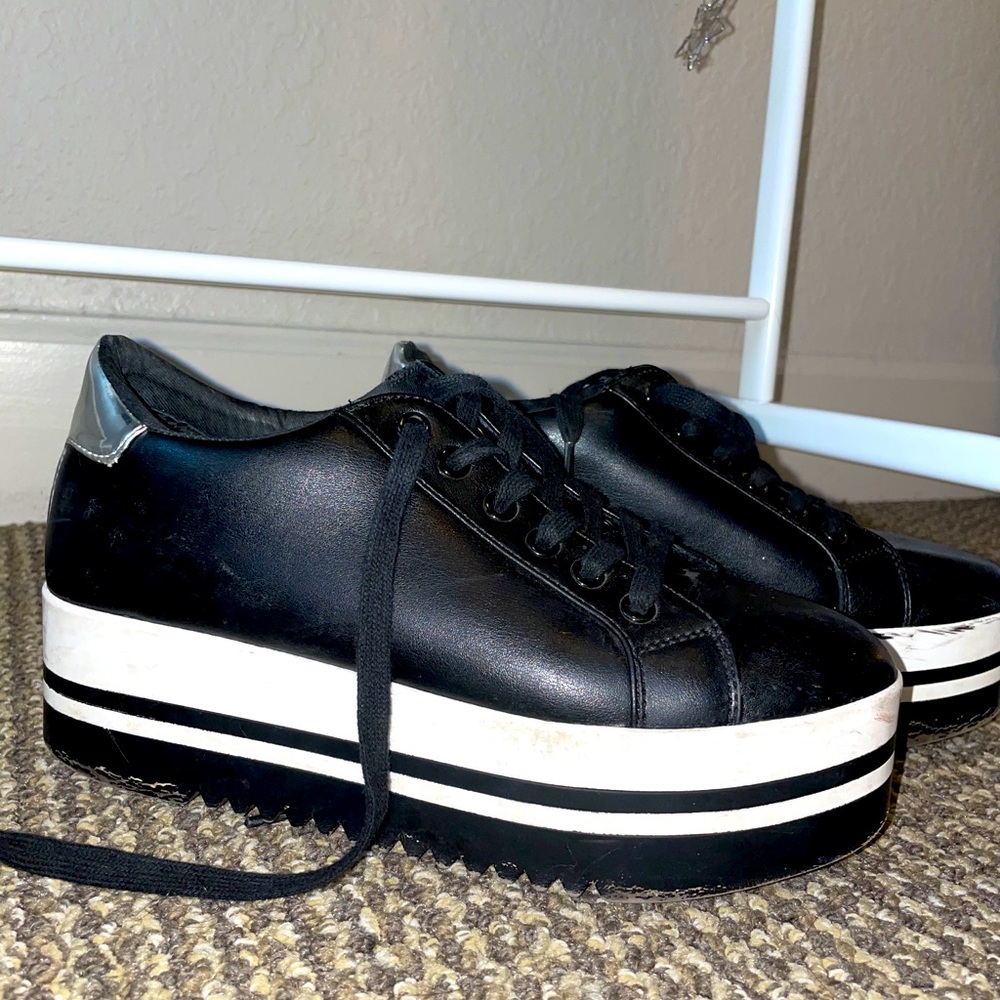 Steve Madden sneakers